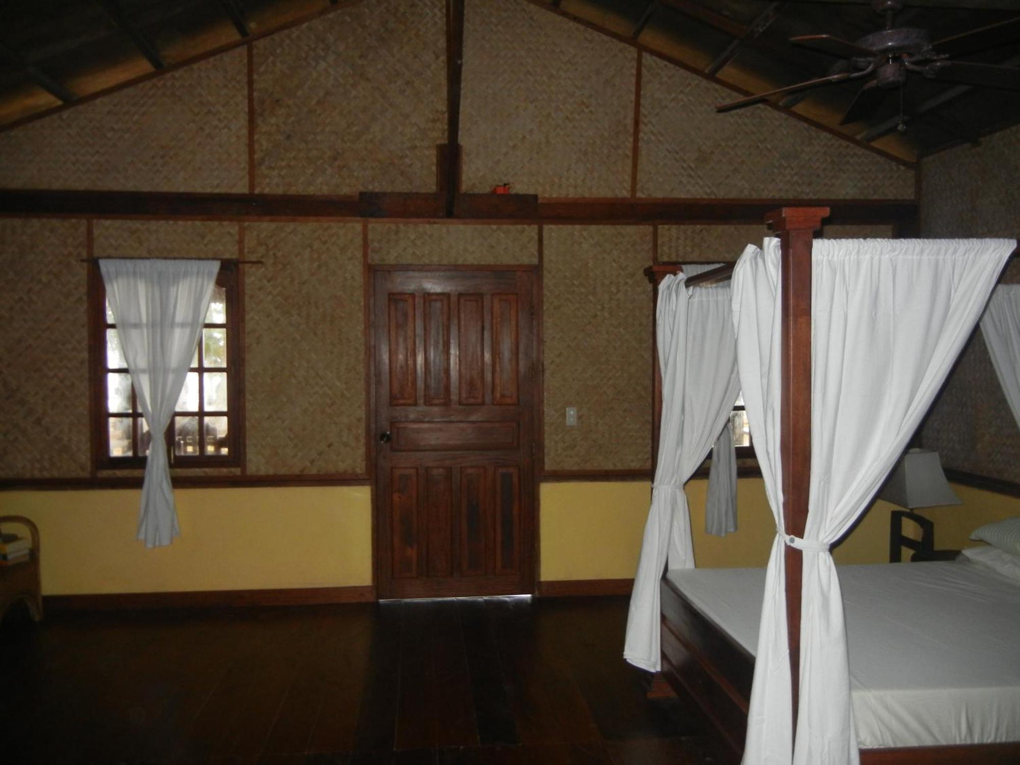 Playa Encantada Beach Resort El Nido Room photo